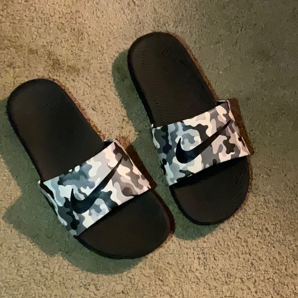 Slides - Picture 2 of 4